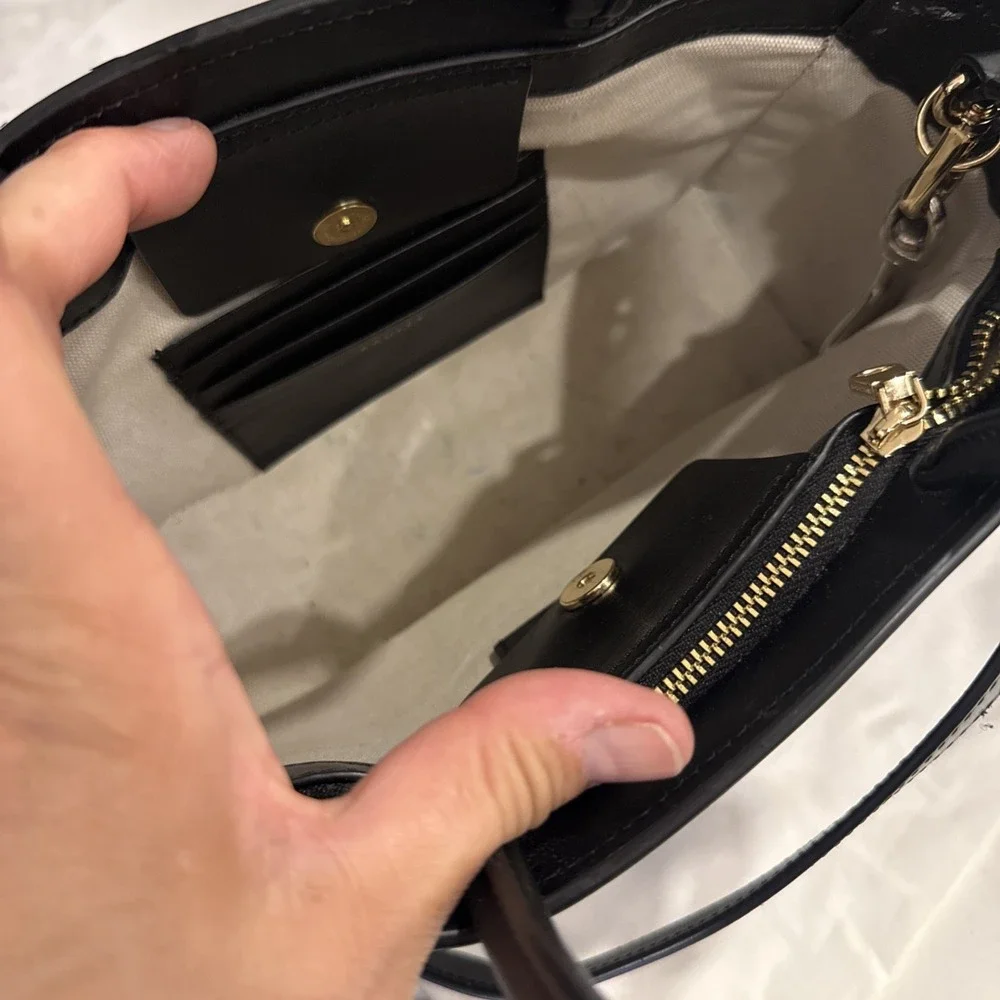 Radley London Bow Street women's medium leather Zip top Satchel purse bag black